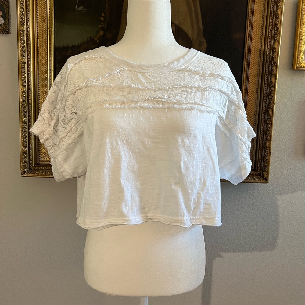 Pilcro White Ruffled Crop T-Shirt